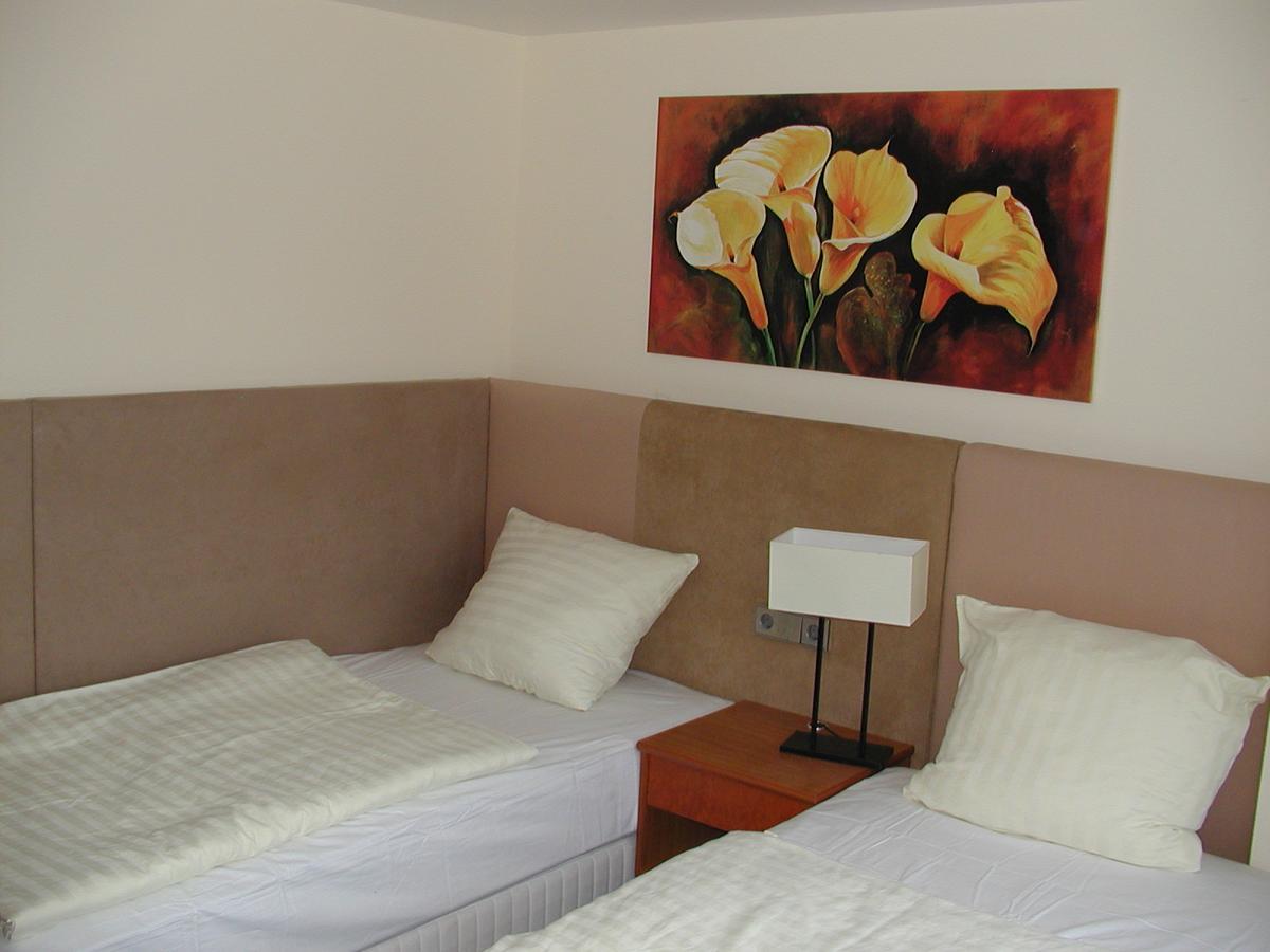 Motel Monteur Aschersleben Ngoại thất bức ảnh